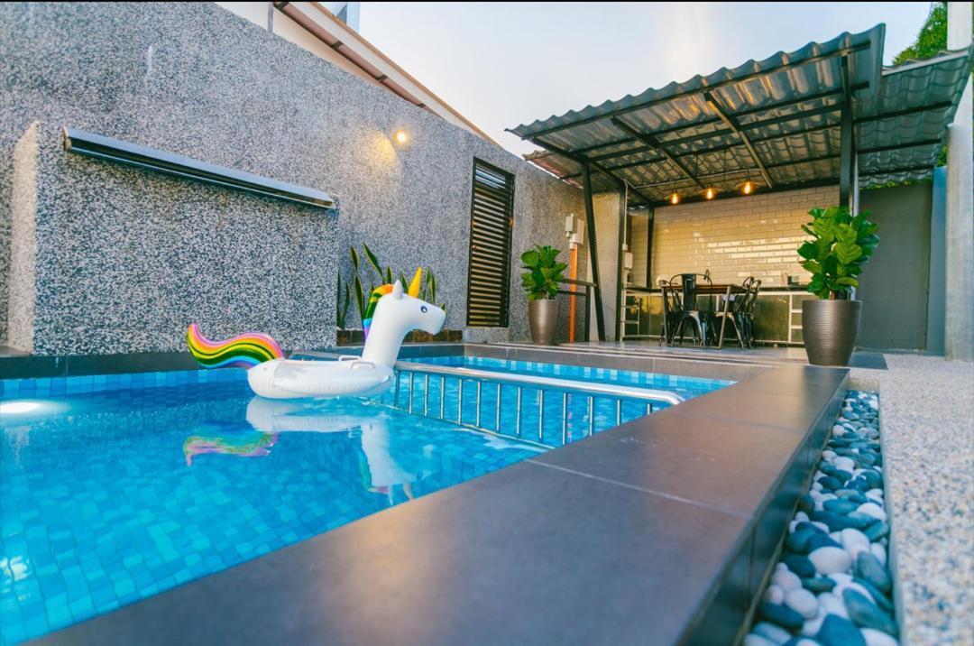 The Luxury Villa -Private Pool- Pantai Cenang  Ngoại thất bức ảnh