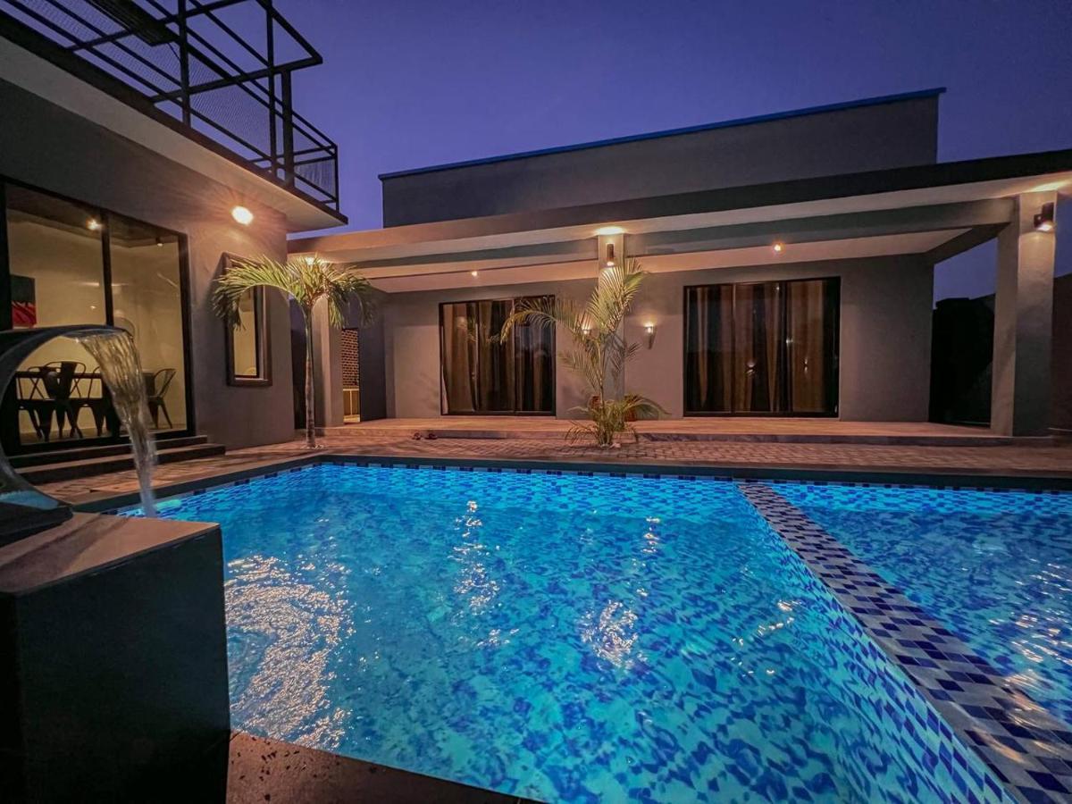 The Luxury Villa -Private Pool- Pantai Cenang  Ngoại thất bức ảnh